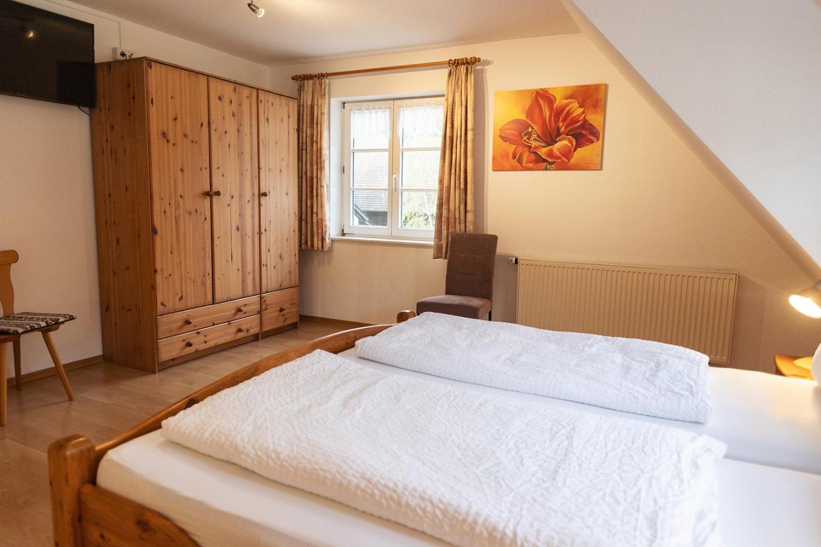 Gasthaus Kranz Lausheim Quarto foto